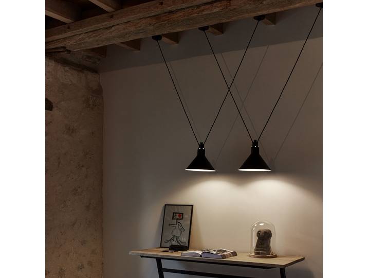 Suspension Lampe Gras 324 XL, conique, noire – DCW - Salon / séjour - Métal