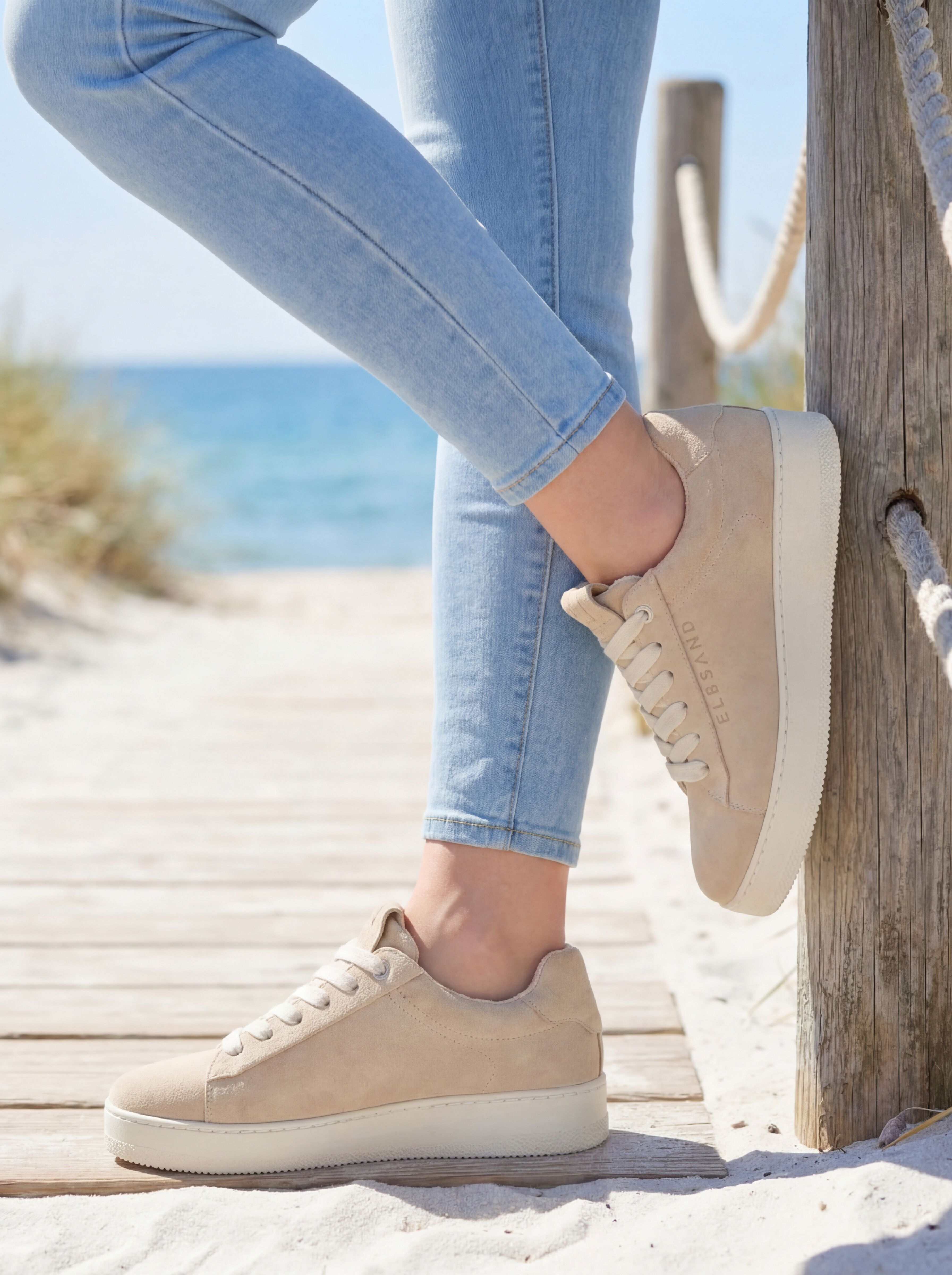 Sneaker ELBSAND "Freizeitschuh, Lederschuh, Ledersneaker, Turnschuh, Schnürschuhe", Damen, Gr. 36, beige, Obermaterial: 100% Rindsleder. Decksohle: 100% Textilmaterial. Futter: 100% Textilmaterial. Laufsohle: 100% Synthetik, unifarben, Basic, Schuhe Sneak