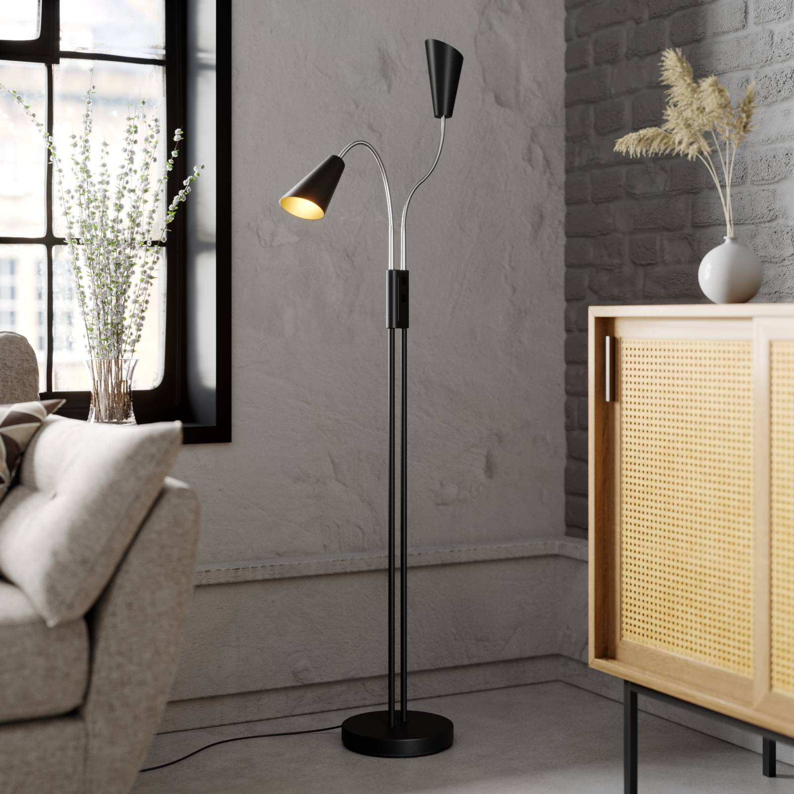 Stehlampe Medira Lucande, schwarz, für Wohn- / Esszimmer, Metall, Modern, Stehlampe