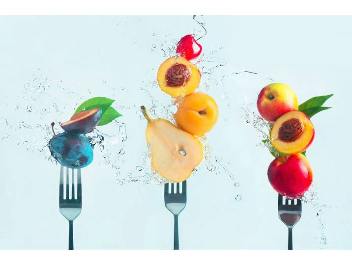 Fototapete PAPERMOON Photo-Art DINA BELENKO, FRUCHTSALAT MACHEN , bunt, B:3m L:2,23m, Vlies, Tapeten, Fototapete
