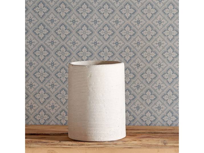 Vase tube strié décoratif en papier mâché fait main Pia