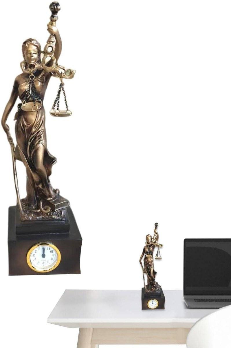 Beeld Vrouwe Justitie met klokfunctie voor op tafel, 129 x 172 x 129 cm
