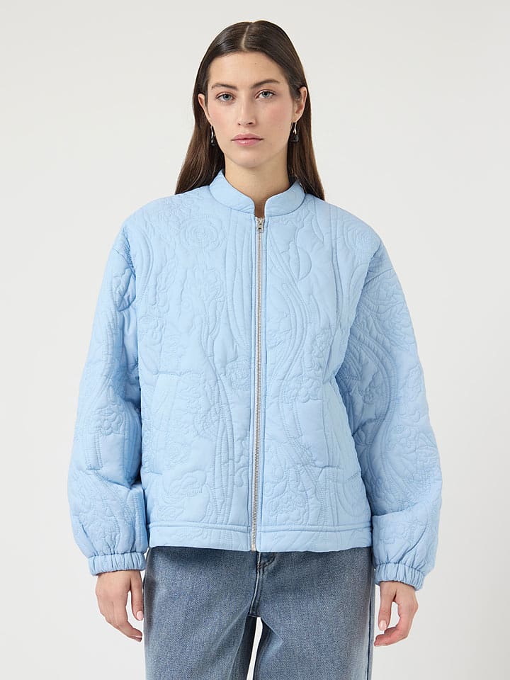 YAS Blouson in Hellblau - 36
