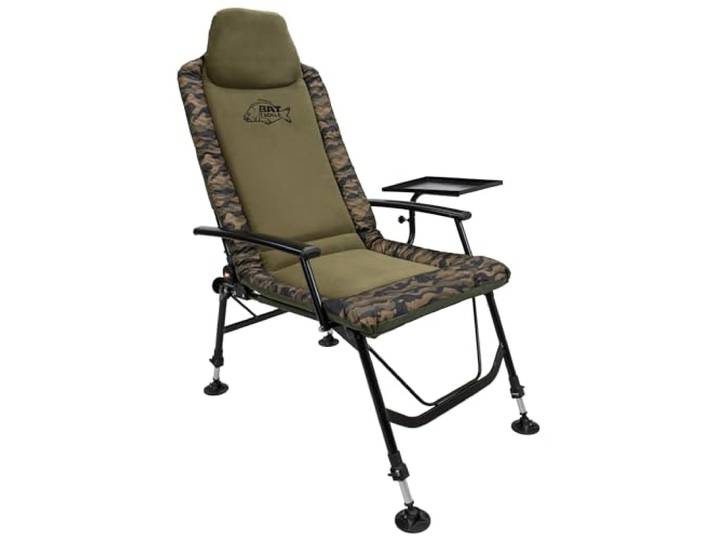 BAT-Tackle Camou Chair Deluxe Karpfenstuhl Seitentisch, Fleece-Bezug, Verstellbare Rückenlehne & Schlammfüße, Belastbar bis 125kg, Armlehnen & Kissen