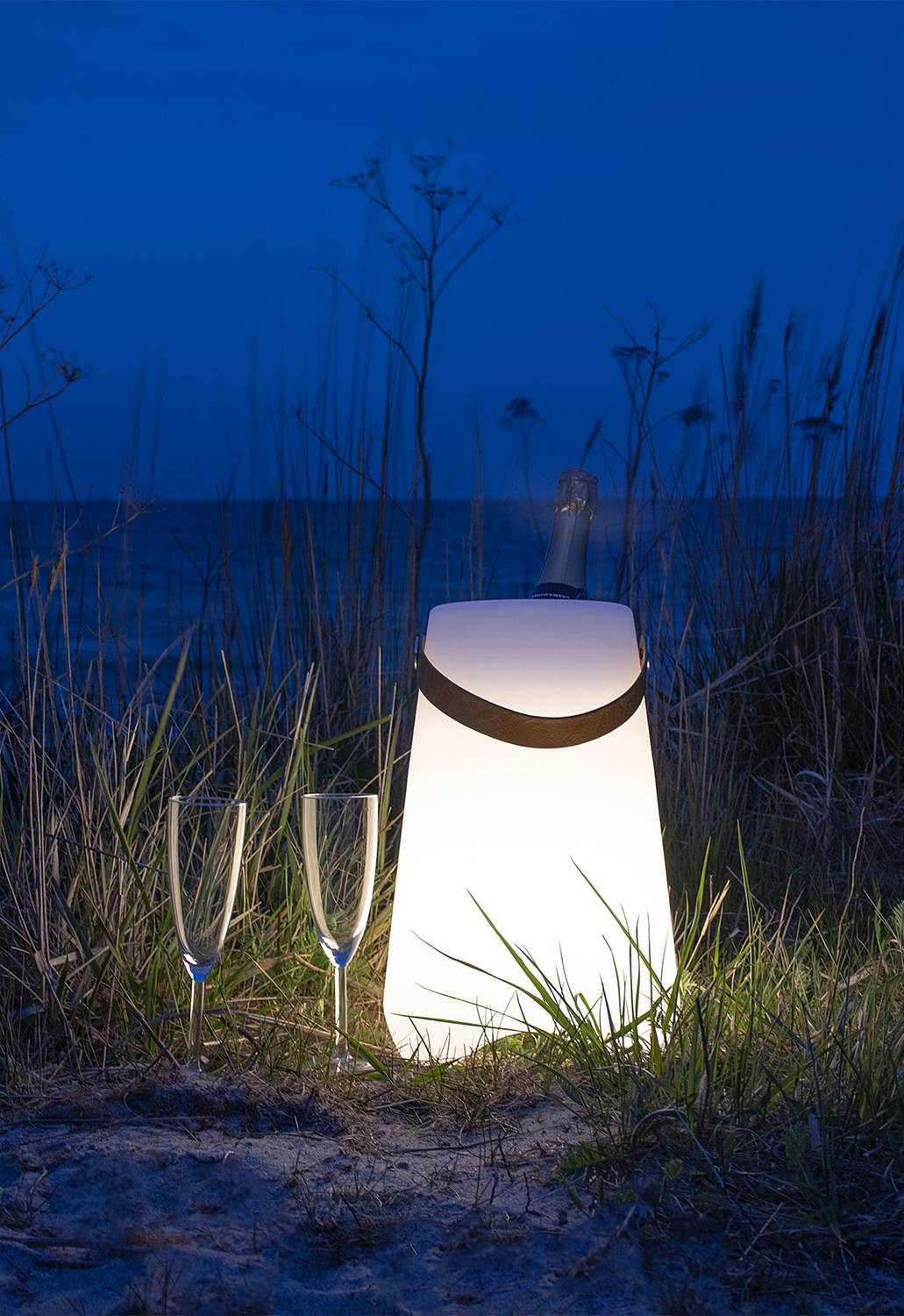 ebuy24 Bristol oplaadbare LED-wijnkoeler lamp wit
