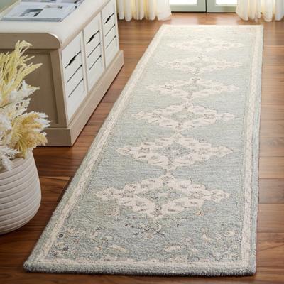 SAFAVIEH Hand-Tufted Metro Vassilija Wool Rug
