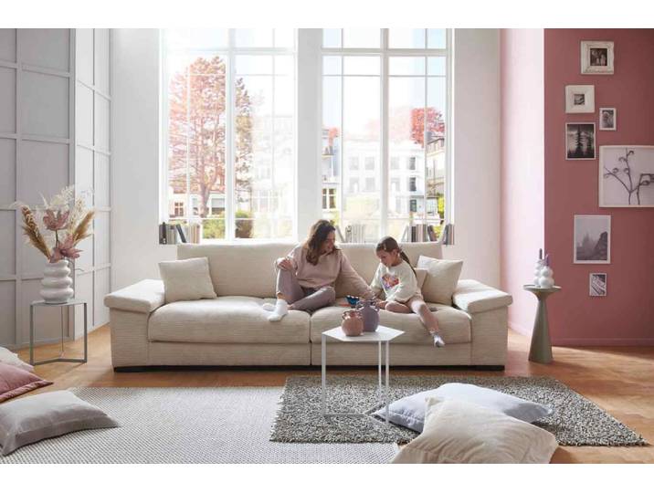 Cord Bigsofa mit losen Kissen