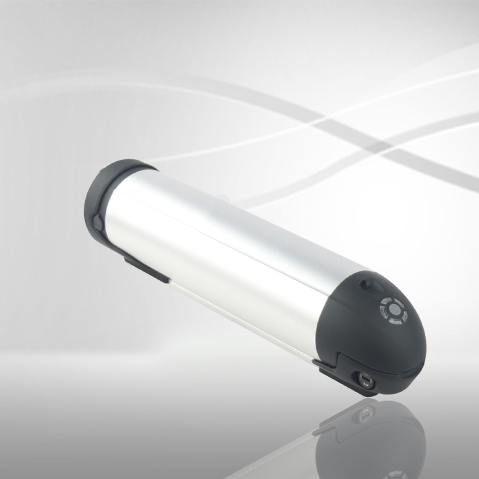 E-Bike Trinkflaschenakku 36V 17,5Ah 630Wh LG Zellen silber Li-Ion Rahmenakku Battery Akku Pedelec