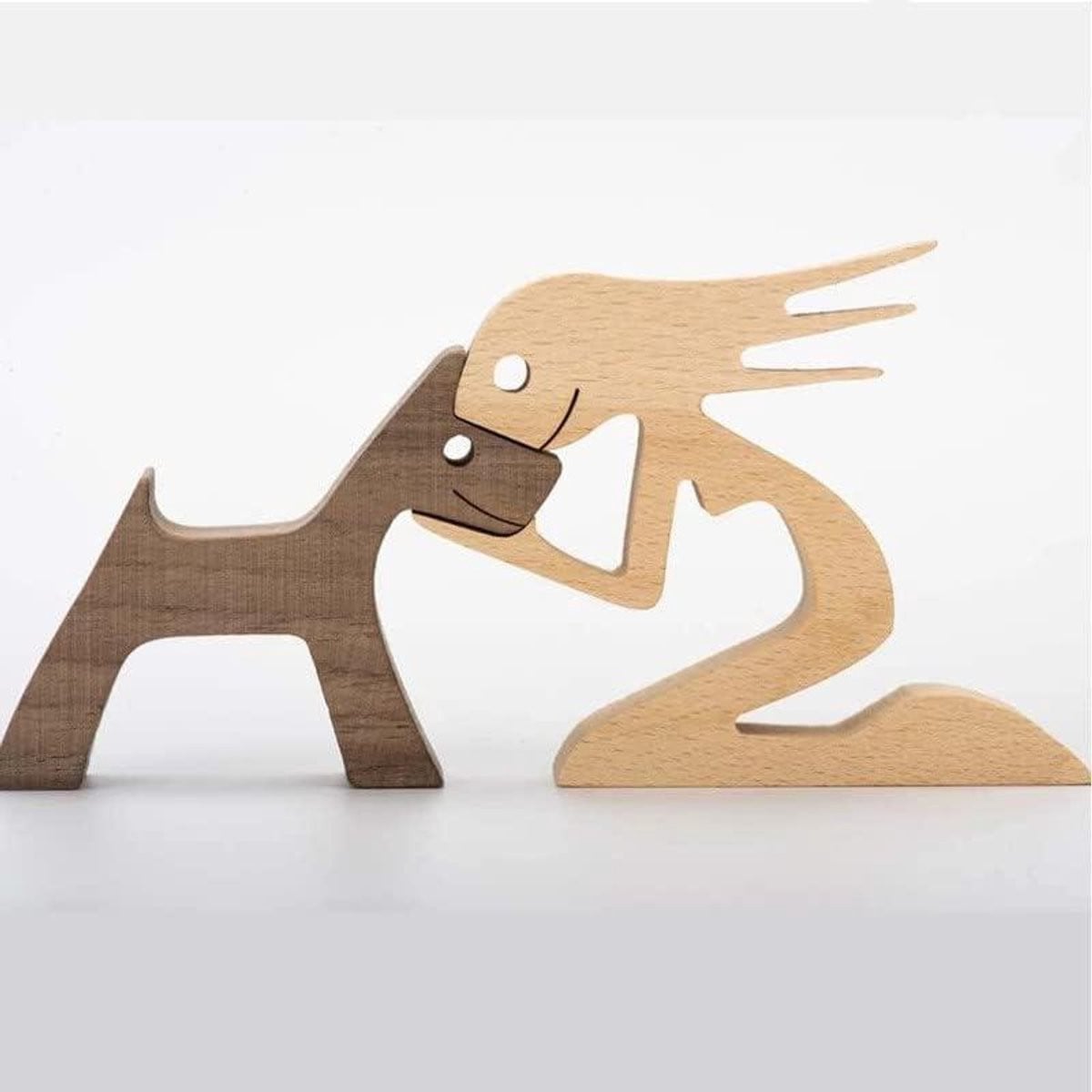 Handgesneden houten beeldje Mens en Hond - Vriendschap tonen - Houtkleur