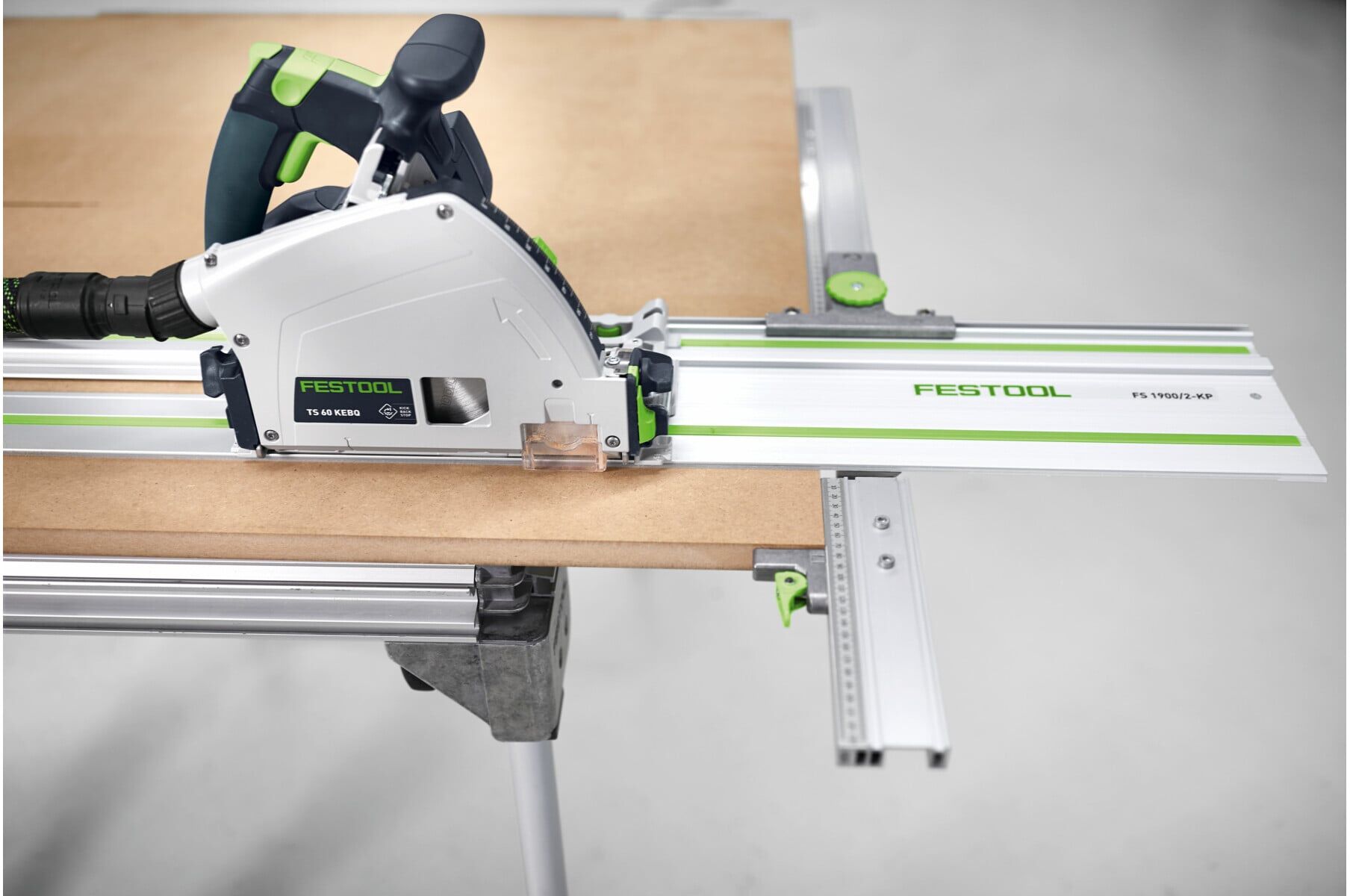 Festool FS-PA Parallelanschlag mit präziser Einstellung und hoher Stabilität für den Einsatz in der Führungsschiene FS 1400/2 oder FS 1080/2, 495717)