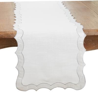 Saro Lifestyle Charming Scallop Trim Table Runner