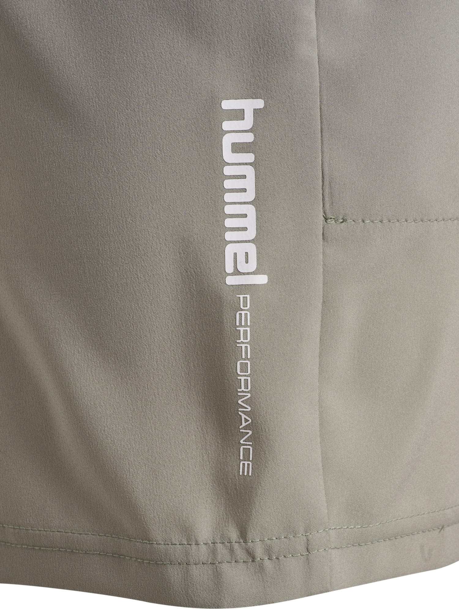Trainingsshorts HUMMEL "HMLPULSE WORKOUT SHORTS", Damen, Gr. XL (42), N-Gr, beige (rock ridge), Obermaterial: 100% Polyester, Hosen Trainingsshorts, mit elastischem Bund, reguläre Passform, gewebter Stoff rock ridge XL (42), N-Gr