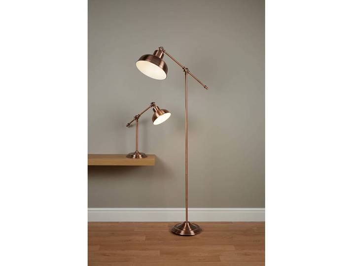 Lampadaire Macbeth 27 x 135 x 27cm Cuivre Matériau : Métal Surface en métal : Brossé Type de métal : Acier E27