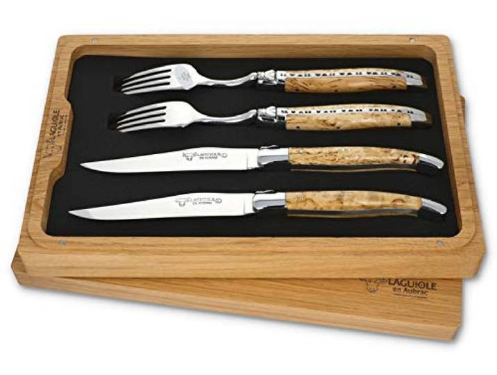 Laguiole en Aubrac - 2 Steakmesser und 2 Gabeln - Besteck-Set - Griff Birkenholz - Original Frankreich mit Zertifikat