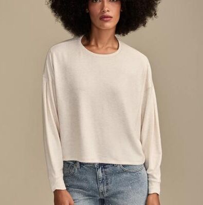 Lucky Brand Cloud Exposed Seam Top - Women's Clothing Tops Tees Shirts in Straw Heather, Size L