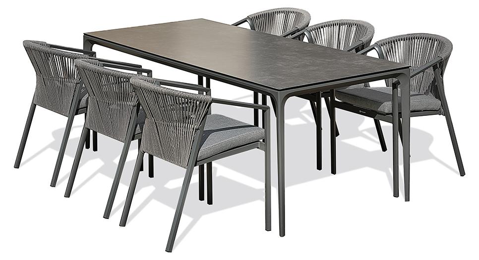Essensset für den Garten, aus Keramik