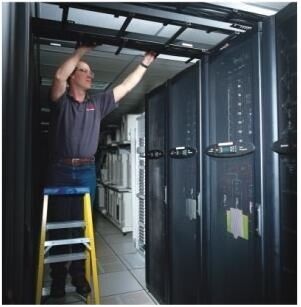APC 1 Jahr On-Site erweiterung fuer PMM 30 bis 300 Amp (WOE1YR-PX-23)