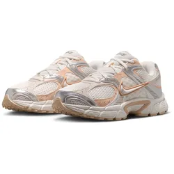 NIKE V5 RNR Sneaker Damen 012 - phantom/phantom-chalk-shimmer 41
