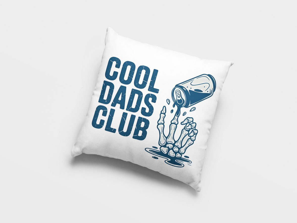 Cool Dads Club Sierkussen - Grappig Skelet met Bier - Cadeau voor Vaders