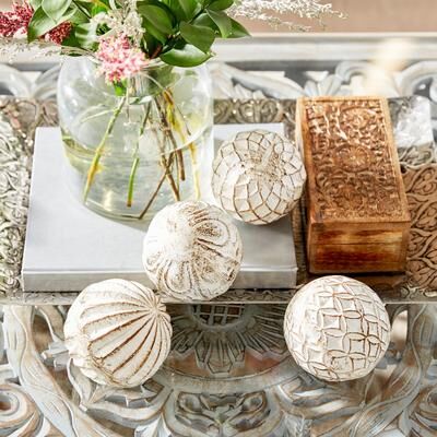 ARCILLA ELEMENTAL White Ceramic Handmade Carved Decorative Ball Orbs & Vase Filler with Varying Patterns (Set of 4)