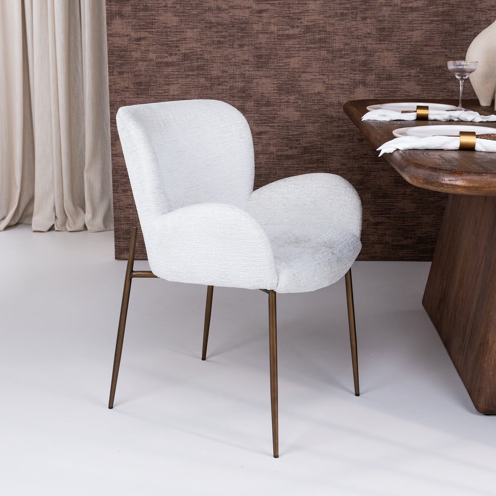 Richmond Interiors Eetkamerstoel Amber Chenille - Crème