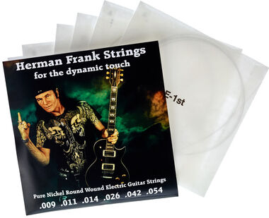 Pyramid Herman Frank Signature 009