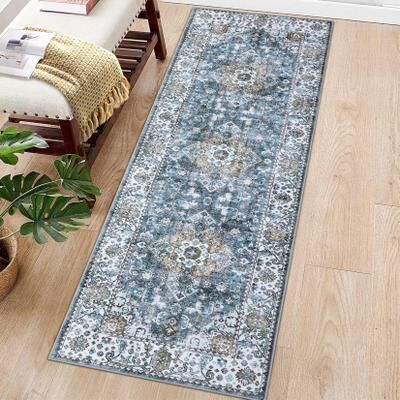 Garvee Oriental Distressed Bedroom Accent Rug