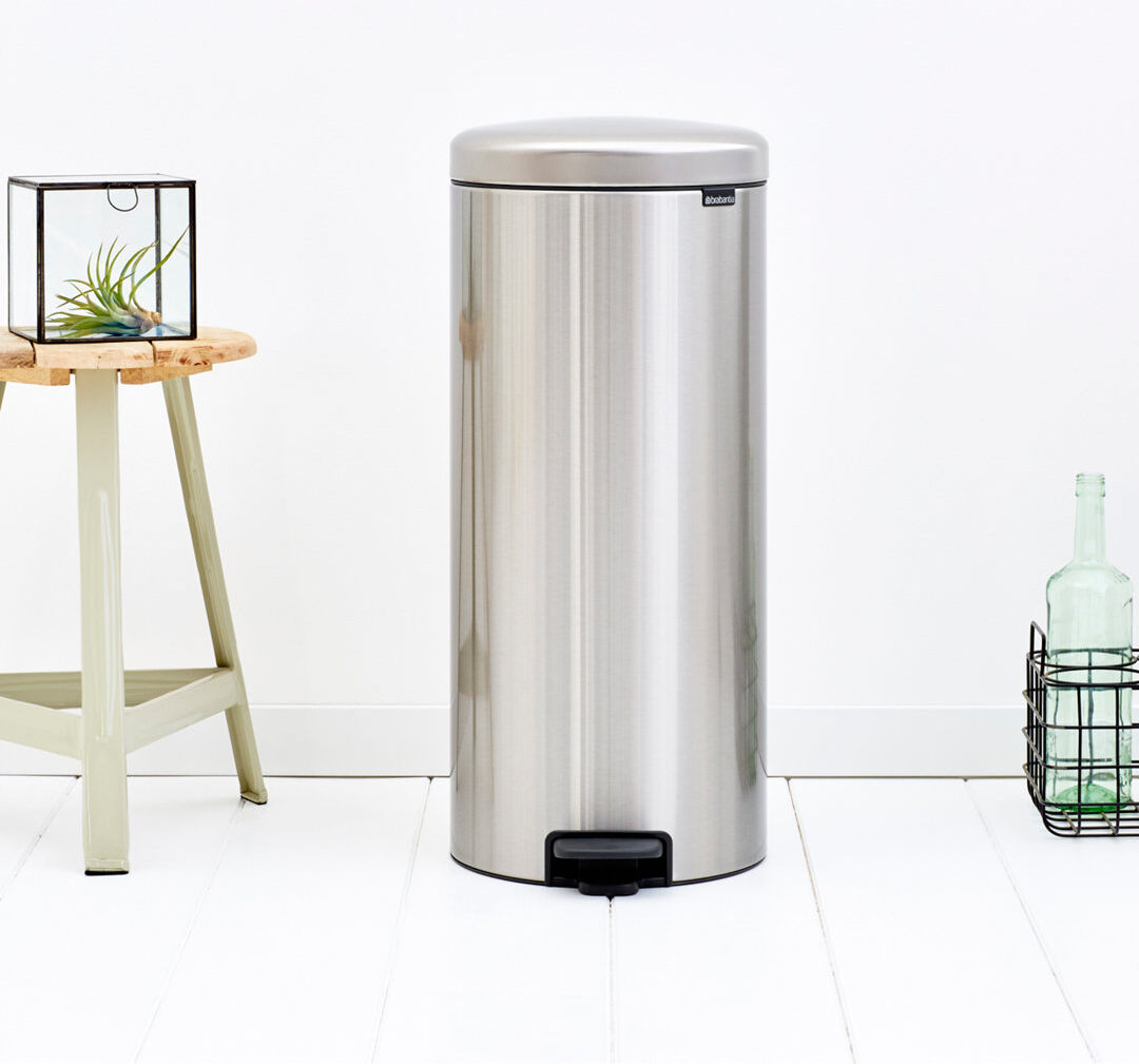 Brabantia NewIcon Soft Closing 30 Litre Pedal Bin Matt Steel (Fingerprint Proof)