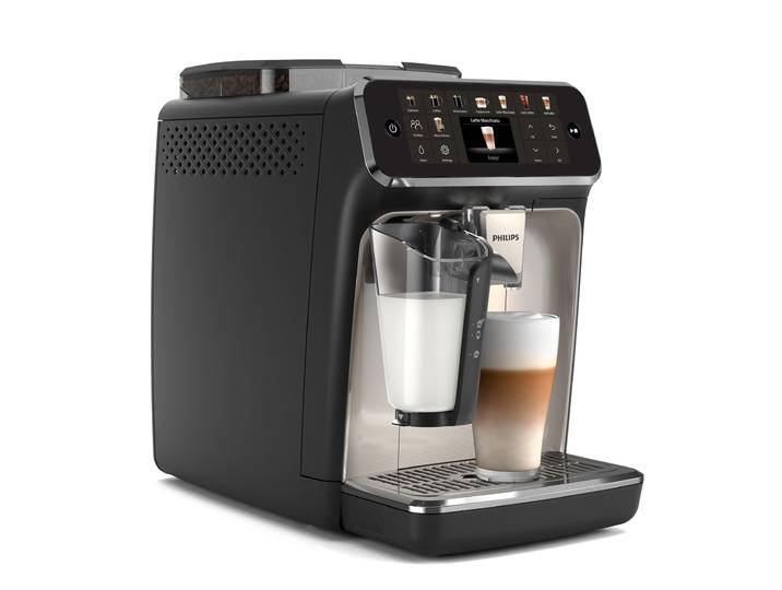 PHILIPS Kaffeevollautomat EP5547/90 5500 Series, 20 Kaffeespezialitäten (heiß oder eisgekühlt) , schwarz (schwarz verchromt), B:24,6cm H:37,1cm T:43,3cm, Kaffeevollautomaten, LatteGo-Milchsystem, SilentBrew Technologie, Kaffeevollautomat