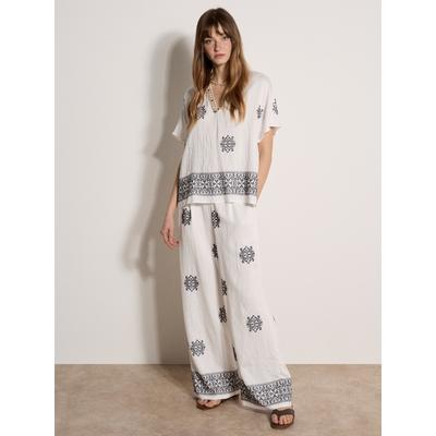 Klassische Bluse APRICOT "Bluse mit Paisley-Perlenmuster", Damen, Gr. L (40), weiß, gewebt, Obermaterial: 87% Viskose CV. 13% Polyamid PA., gemustert, V-Ausschnitt, Blusen Bluse, mit Stickerei