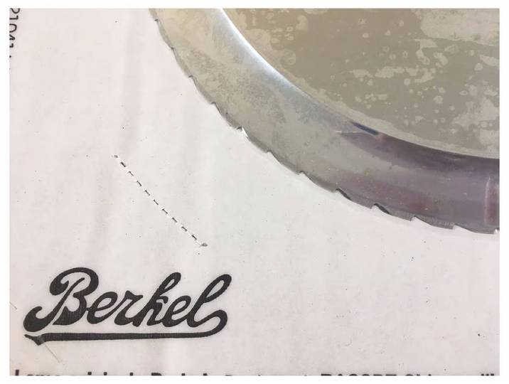 Berkel Gezahntes Messer Red Line 250 – Küchenmaschine Zubehör – silber