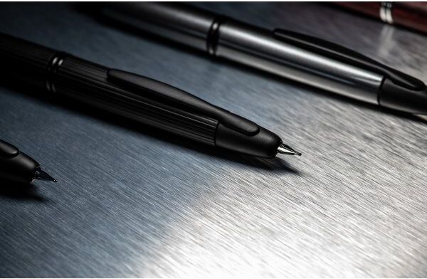 Pilot Capless Rhodium T Stripe   F