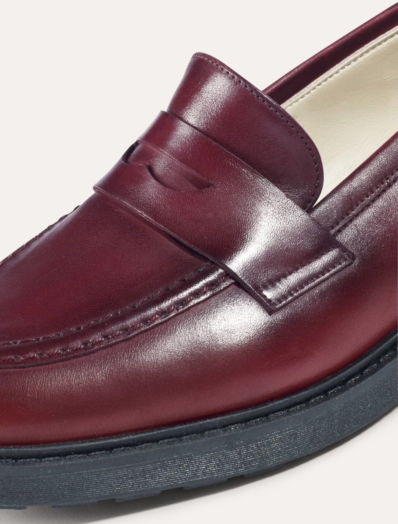Walbusch Soft Komfort Loafer, noch offen: Größenlauf, Farbe Rot, 40, hergestellt in Spanien weiche Vorderfußpolsterung Damen