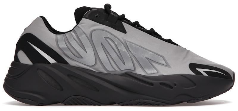 adidas Yeezy Boost 700 MNVN Metallic - EU 46