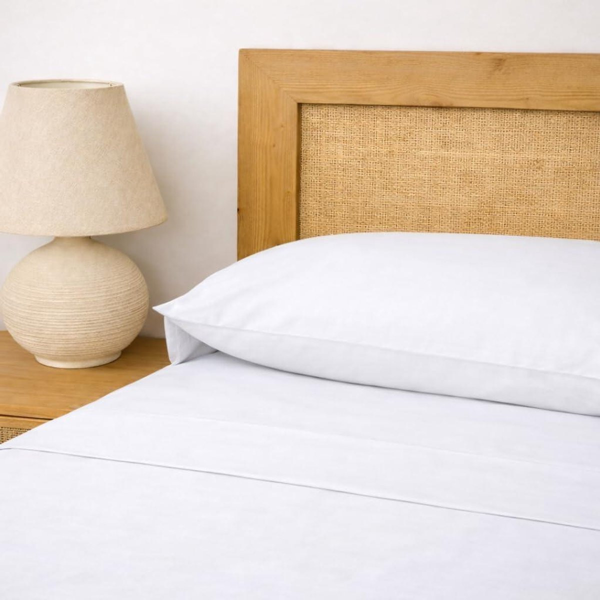 Wit katoenen beddengoedset voor een 180 cm bed