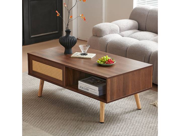 STILVORA Couchtisch mit Korbgeflecht und Schiebetüren, Wohnzimmertisch mit Massivholzbeinen im modernen Design, Beistelltisch in dunkler Walnussoptik