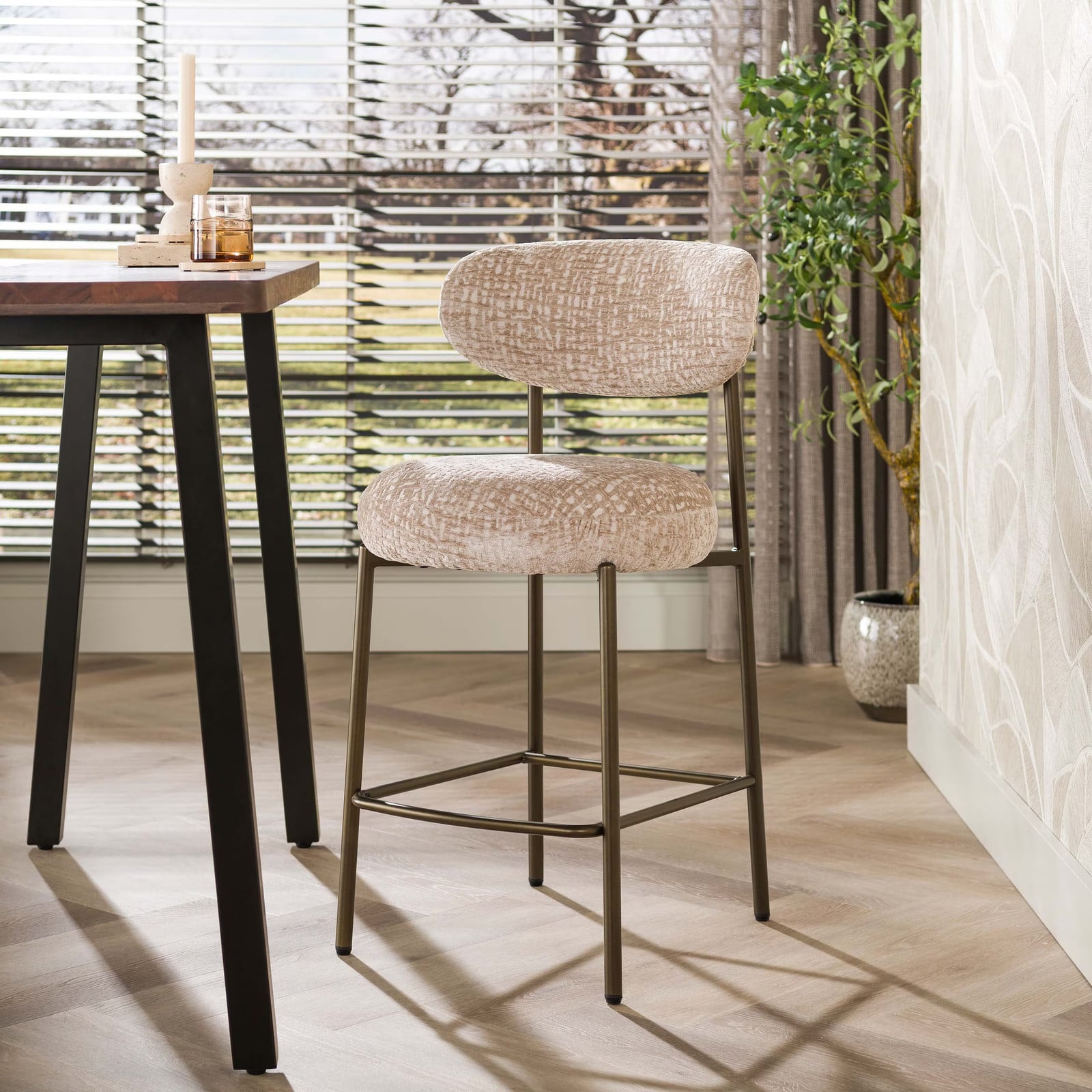 LifestyleFurn Barstoel Lawson Monti stof - Zand/Bruin - Zithoogte: 67 cm