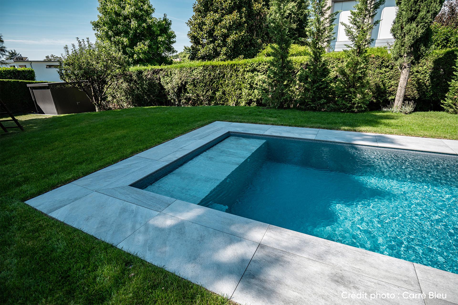 Poolabdeckung Rollladen TIXIT - Lamellenabdeckung aus PVC & Polycarbonat