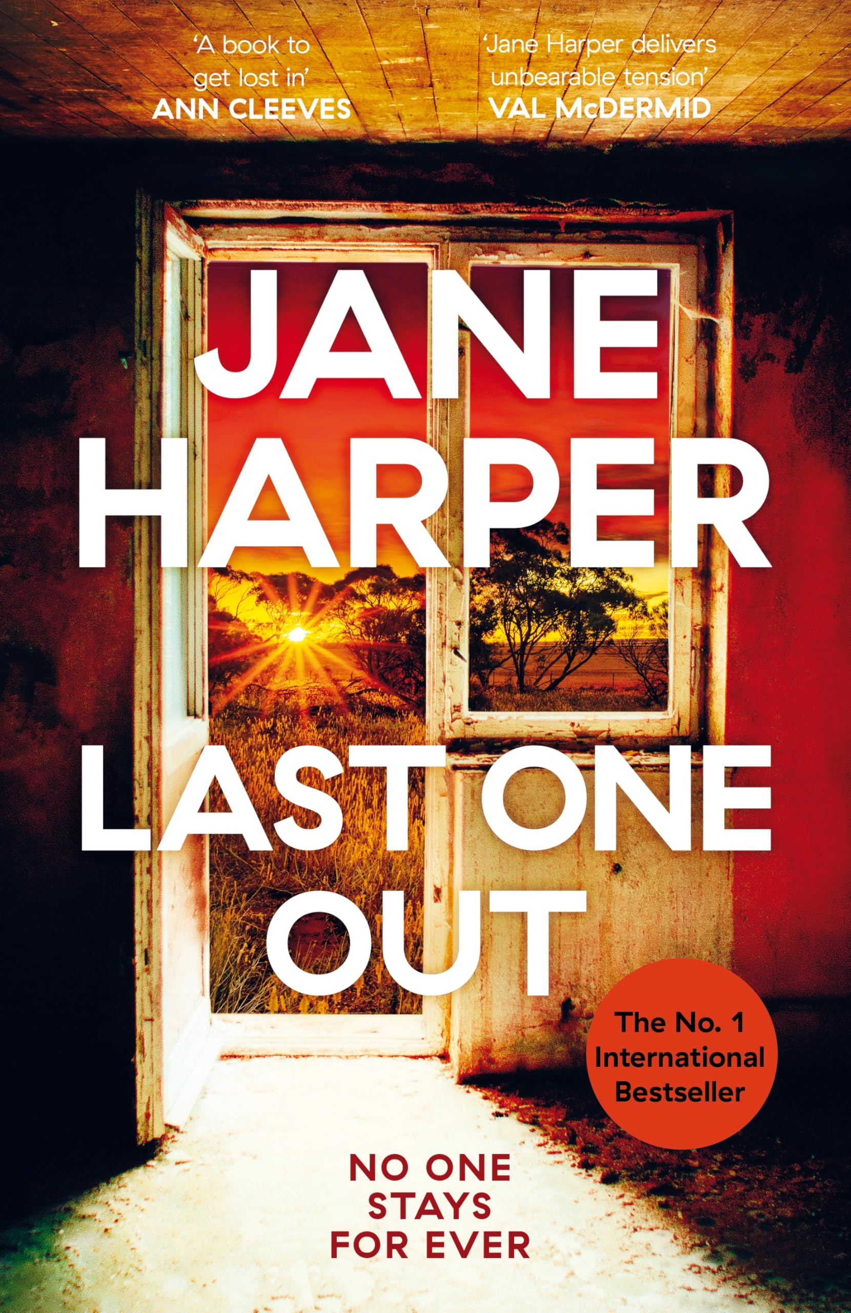 Last One Out: The gripping and atmospheric Australian small-town mystery from the bestselling author of The Dry - Preis vom 10.10.2026 11:48:34 h