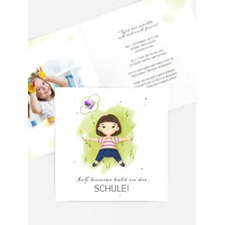 Einladungskarten Einschulung selbst gestalten mit Spruch und Fotos im Onlinedesigner bei Meine-Kartenmanufaktur.de