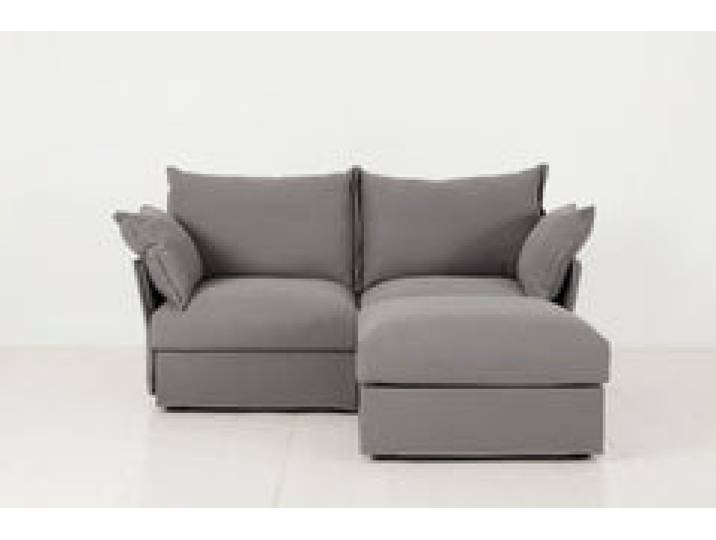 Zweisitzer-Sofa Model 06 mit Chaiselongue rechts, Risso