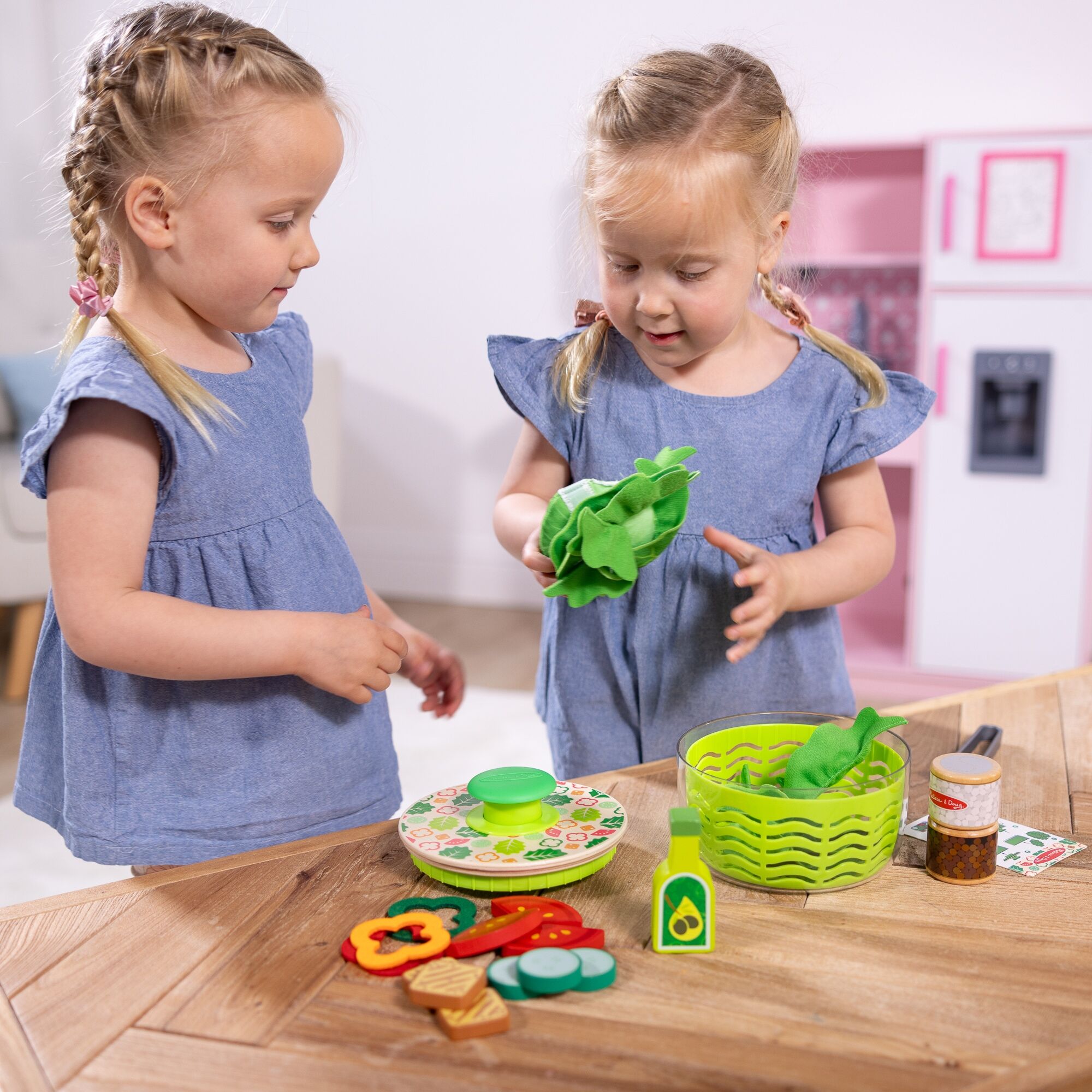 Kinder-Küchenset SPIN MASTER "Melissa & Doug Salat-Schleuder Spielset", grün (bunt), Spielzeug-Haushaltsgeräte, Kinder, Kinder-Küchenset