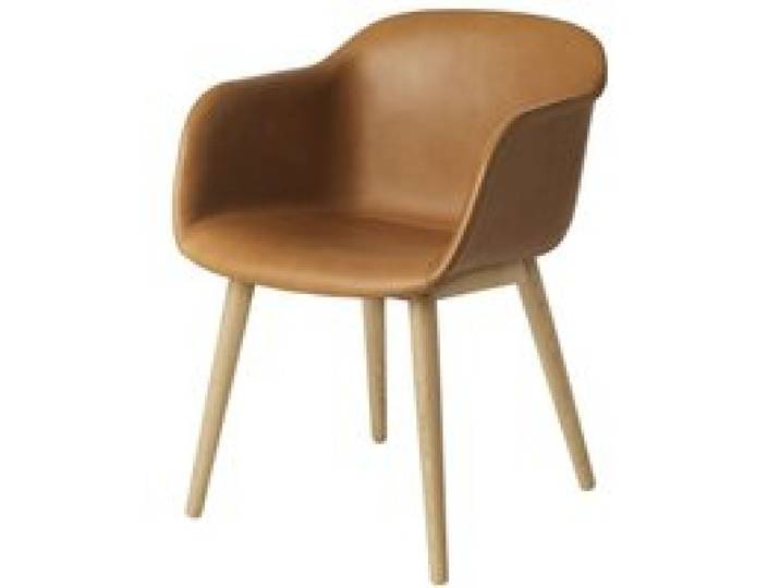 Muuto - Fiber Armlehnstuhl Holzgestell