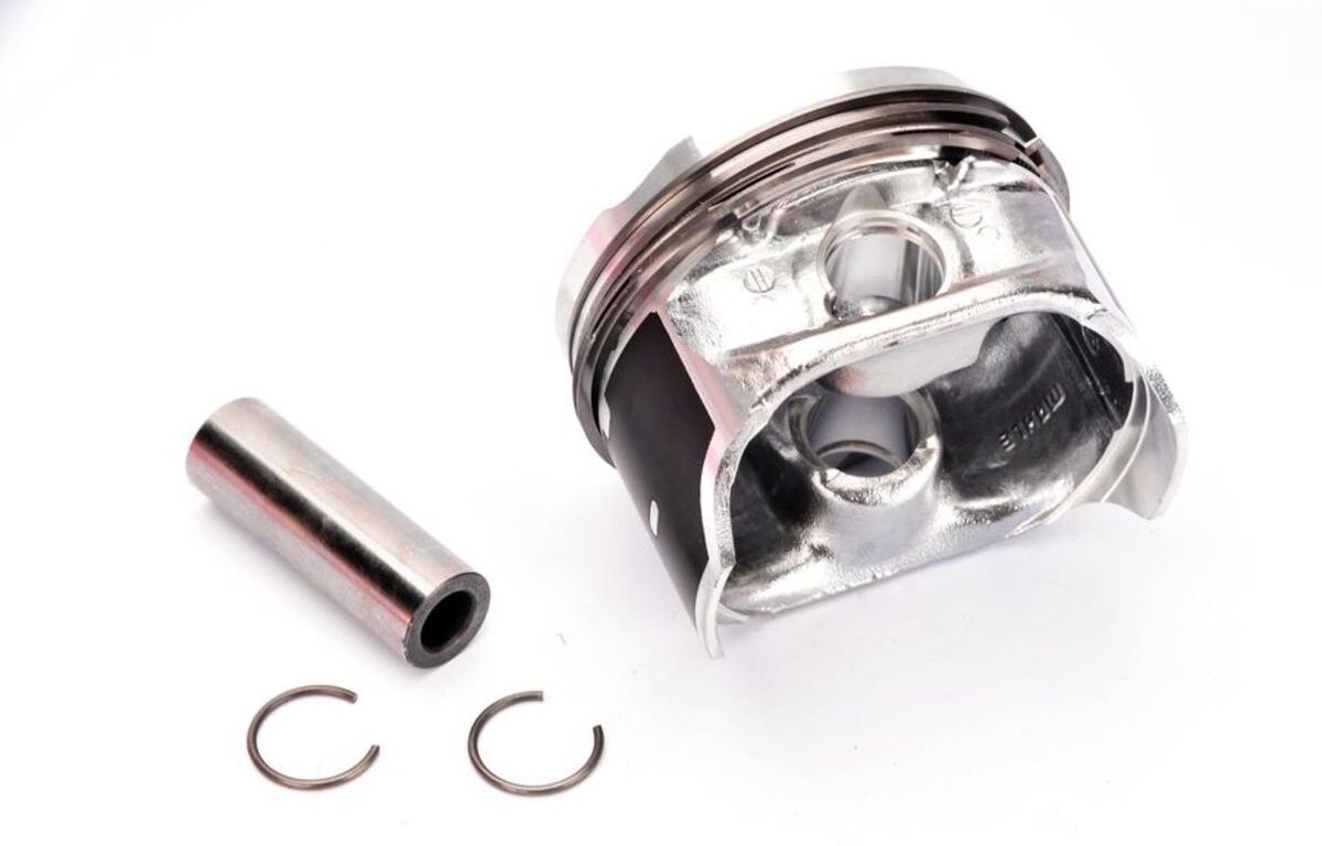 Piston MAHLE 030 89 02