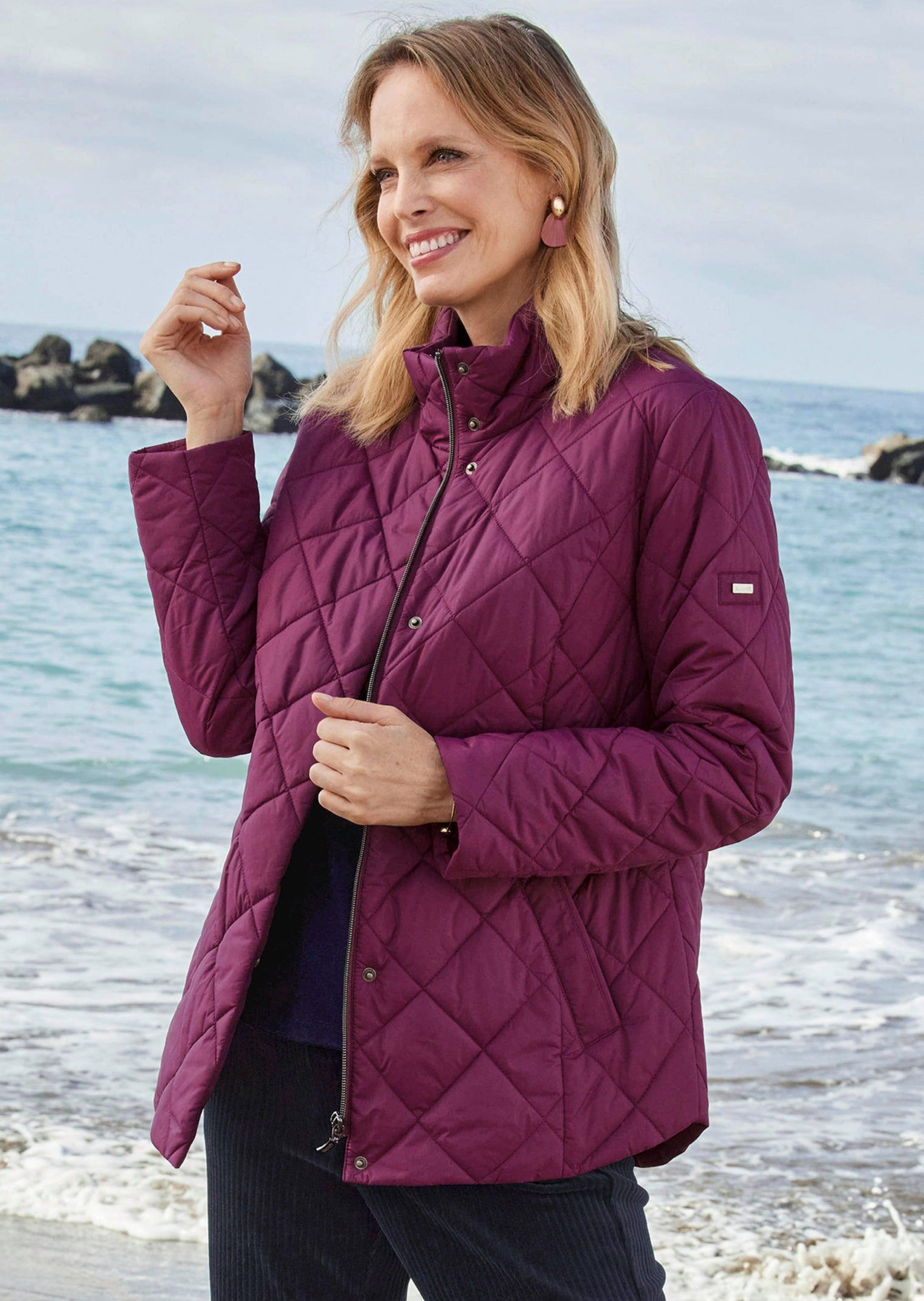 Steppjacke GOLDNER "Moderne Winterjacke mit Stehkragen", Damen, Gr. 42, lila (cyclam), Obermaterial: 100% Polyamid PA., gerade, Gerade, Jacken Steppjacke, keine/nicht relevant