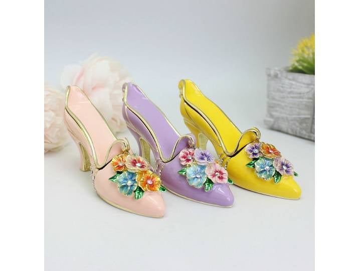 Talons hauts, accessoires, décoration de la maison, mode japonaise et coréenne