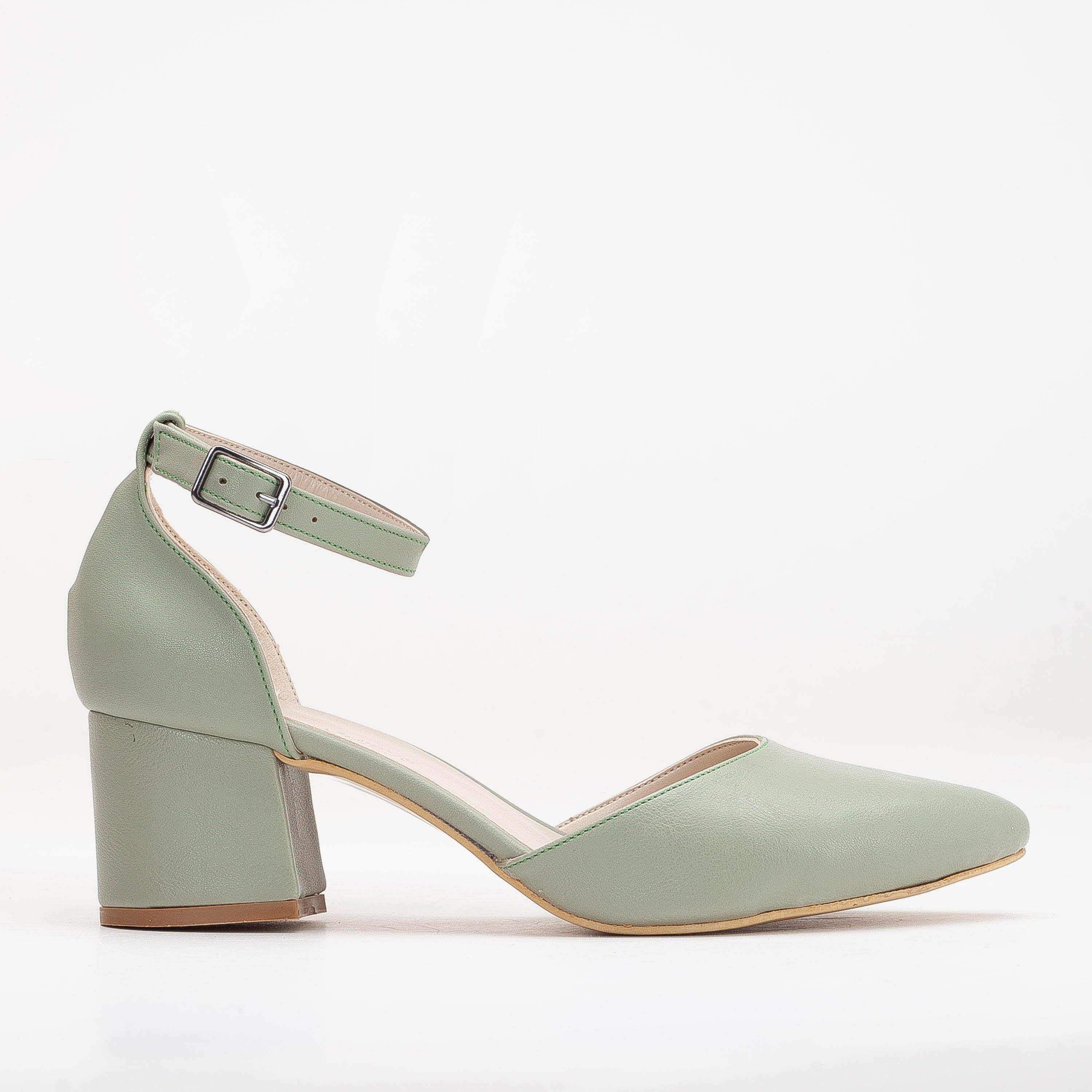 Marcelle Pumps mit niedrigem Blockabsatz