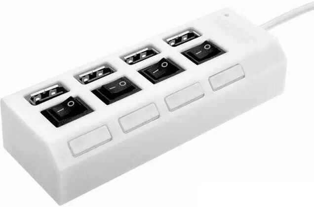 INF USB 2.0 4-Port Hub mit Einzelschaltern - Weiß, ideal zur Erweiterung der Konnektivität