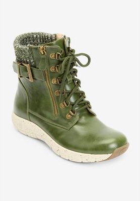 Women's The James Trail Boot by Comfortview in Olive (Size 8 M)