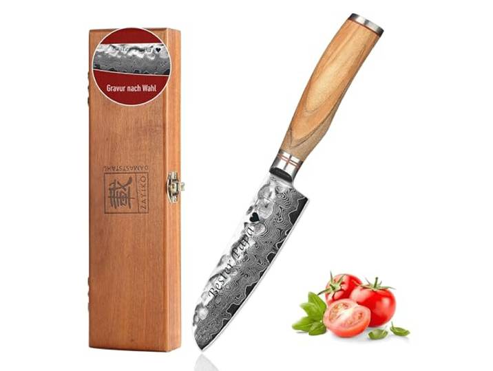 zayiko Minami kleines Santoku Messer mit Gravur – Personalisiertes Damastmesser, 12 cm Klinge aus 67 Lagen Damaststahl (VG10-Kern), Hammerschlag, Olivenholzgriff – in Geschenkbox